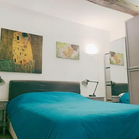 Apartment Premium In The Center - Via Orfeo 12 Bologna